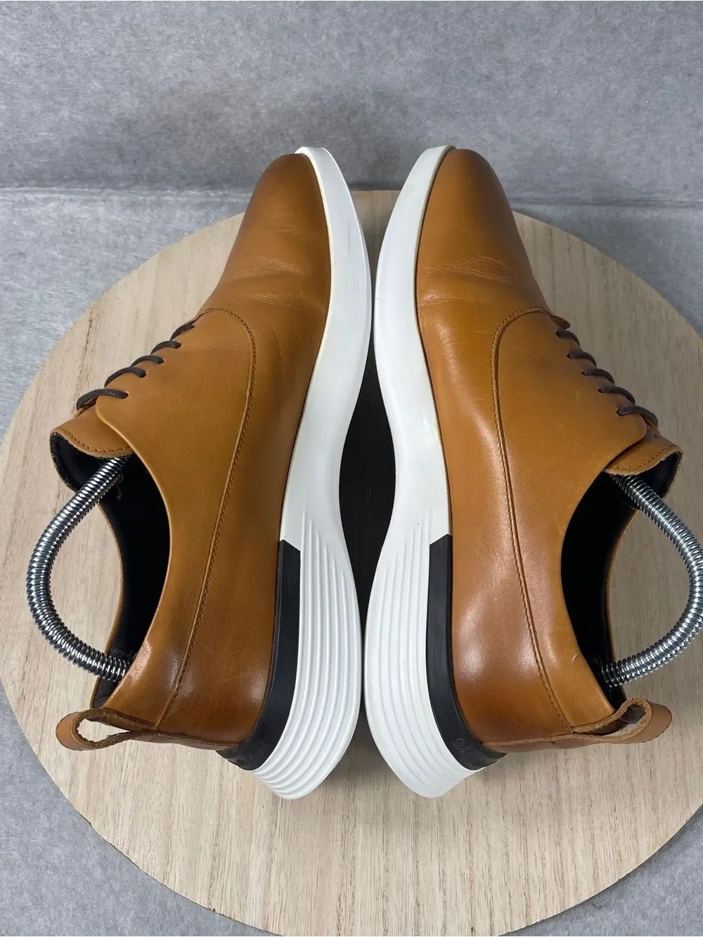 Wolf & Shepherd Crossover Longwing Shoes in Honey White Leather Mens size 6